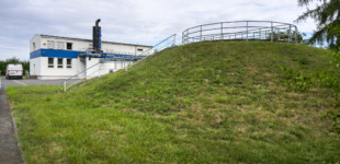 Außenansicht: Das Wasserwerk in Podelwitz.
